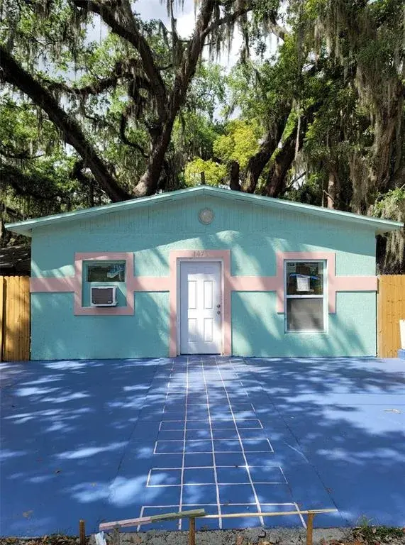 Property for sale at 107 E CYPRESS STREET, KISSIMMEE, FL, 34744