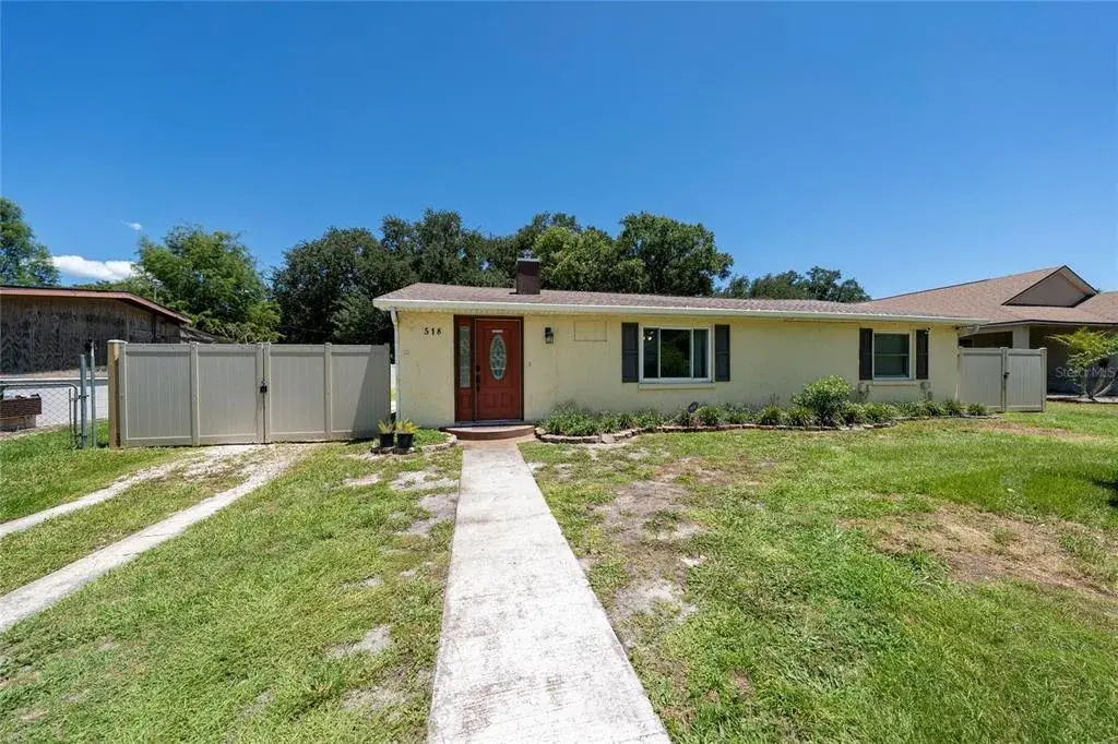 Property for sale at 518 TOHOPEKALIGA AVENUE, KISSIMMEE, FL, 34744