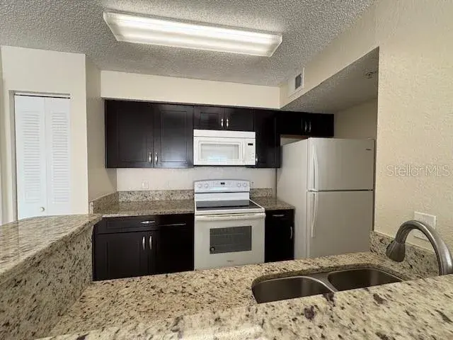 Property for sale at 2210 GRAND CAYMAN COURT UNIT 1722, KISSIMMEE, FL, 34741