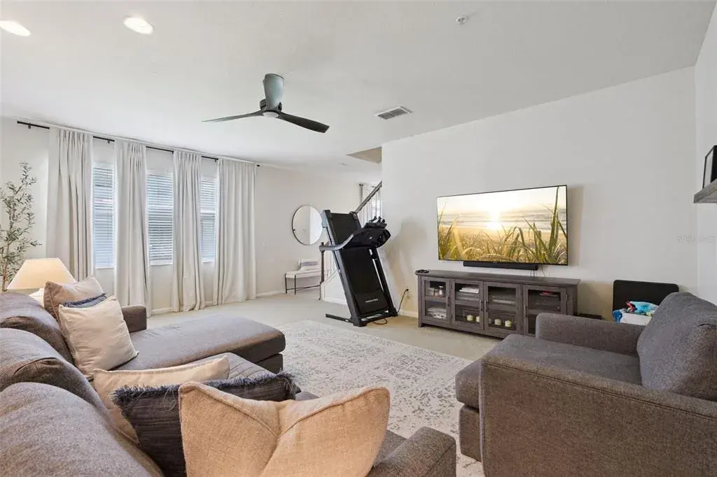 Property for sale at 2925 ASHLAND LANE S, KISSIMMEE, FL, 34741