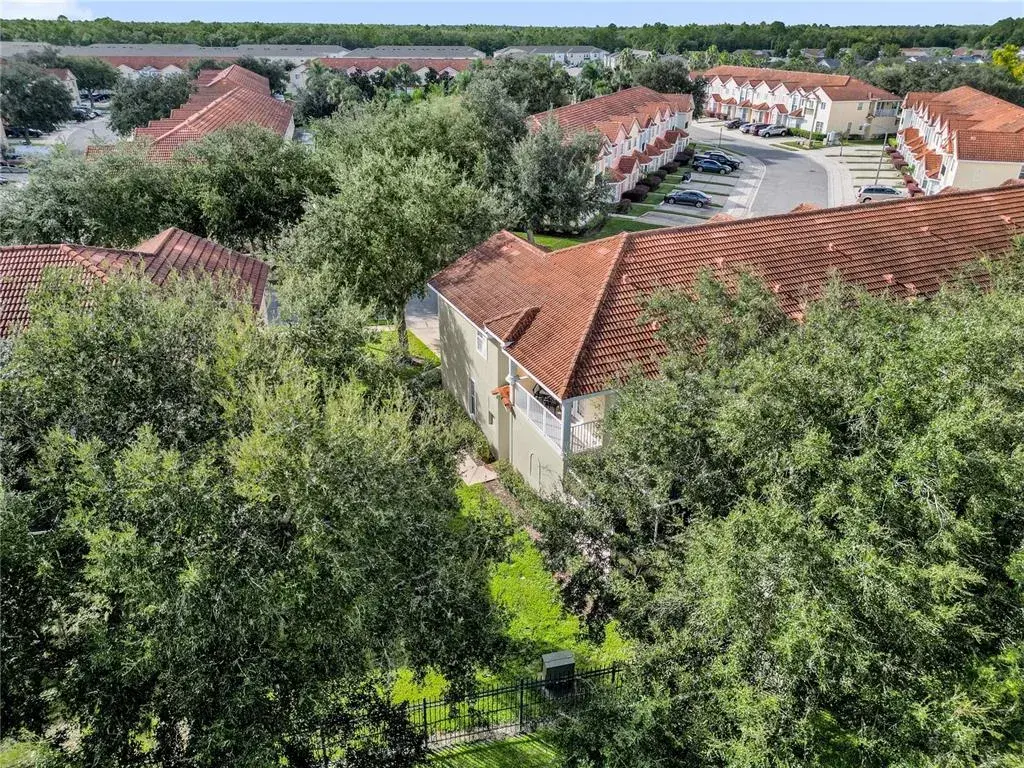 Property for sale at 1266 S BEACH CIRCLE, KISSIMMEE, FL, 34746