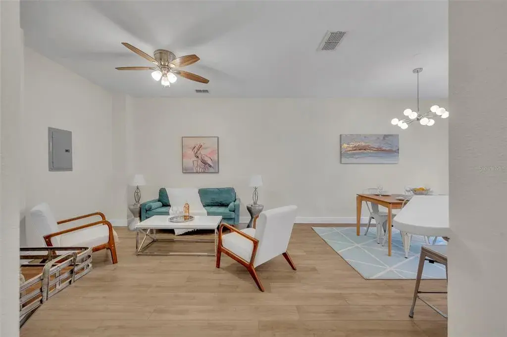 Property for sale at 1172 S BEACH CIRCLE, KISSIMMEE, FL, 34746