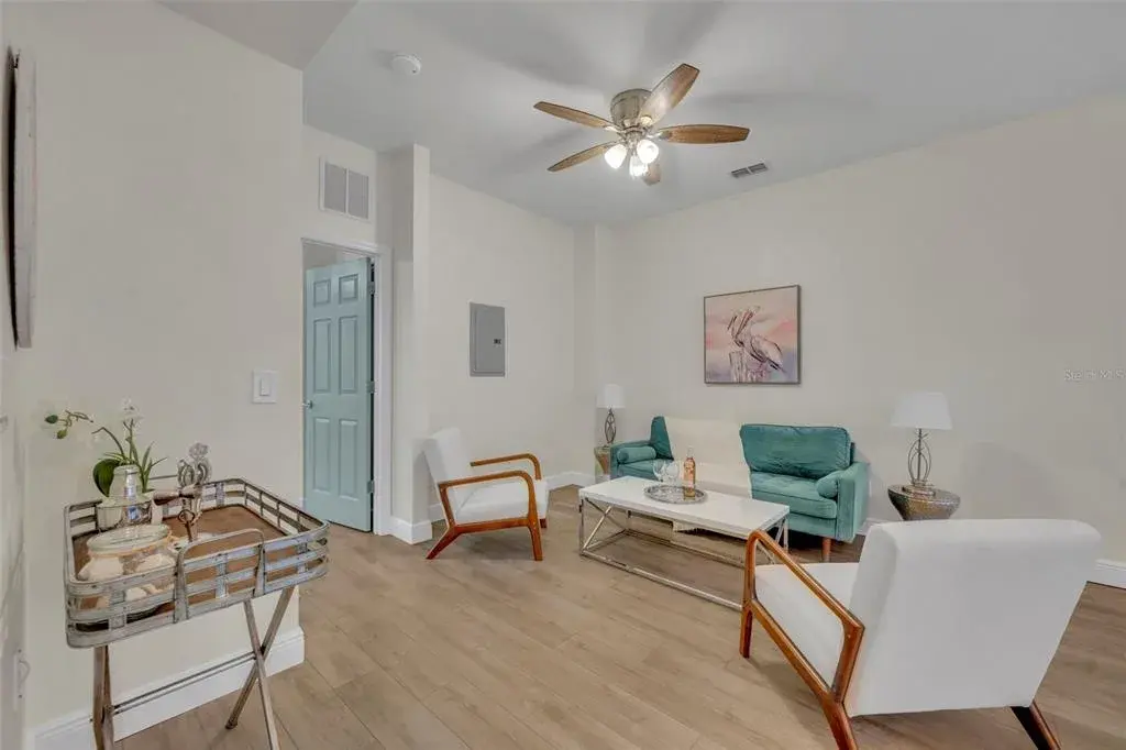Property for sale at 1172 S BEACH CIRCLE, KISSIMMEE, FL, 34746