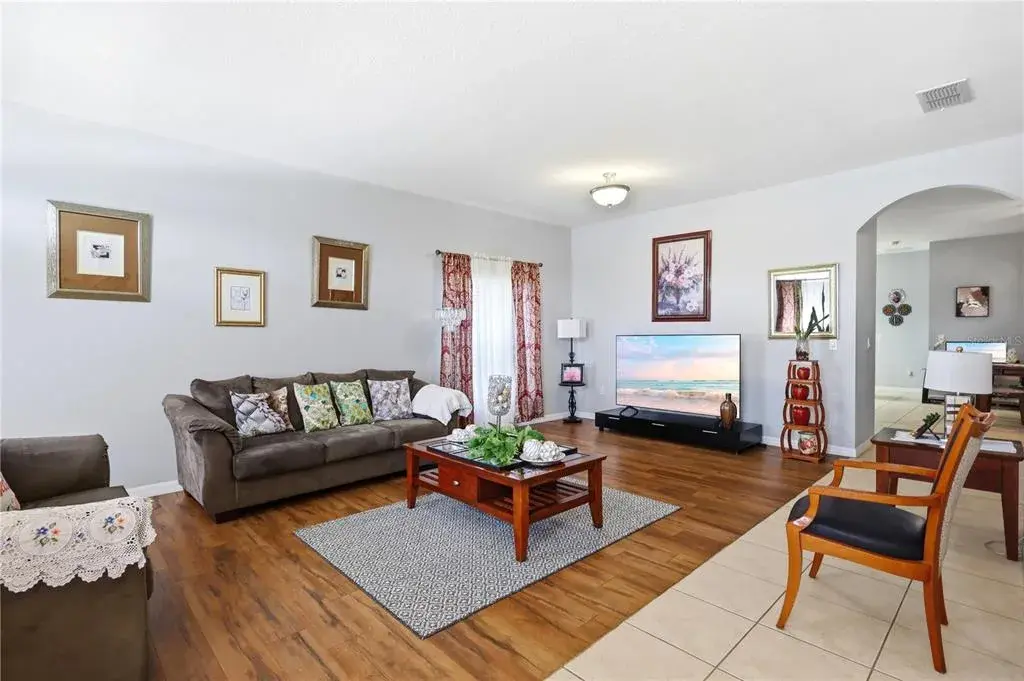 Property for sale at 907 HACIENDA CIRCLE, KISSIMMEE, FL, 34741