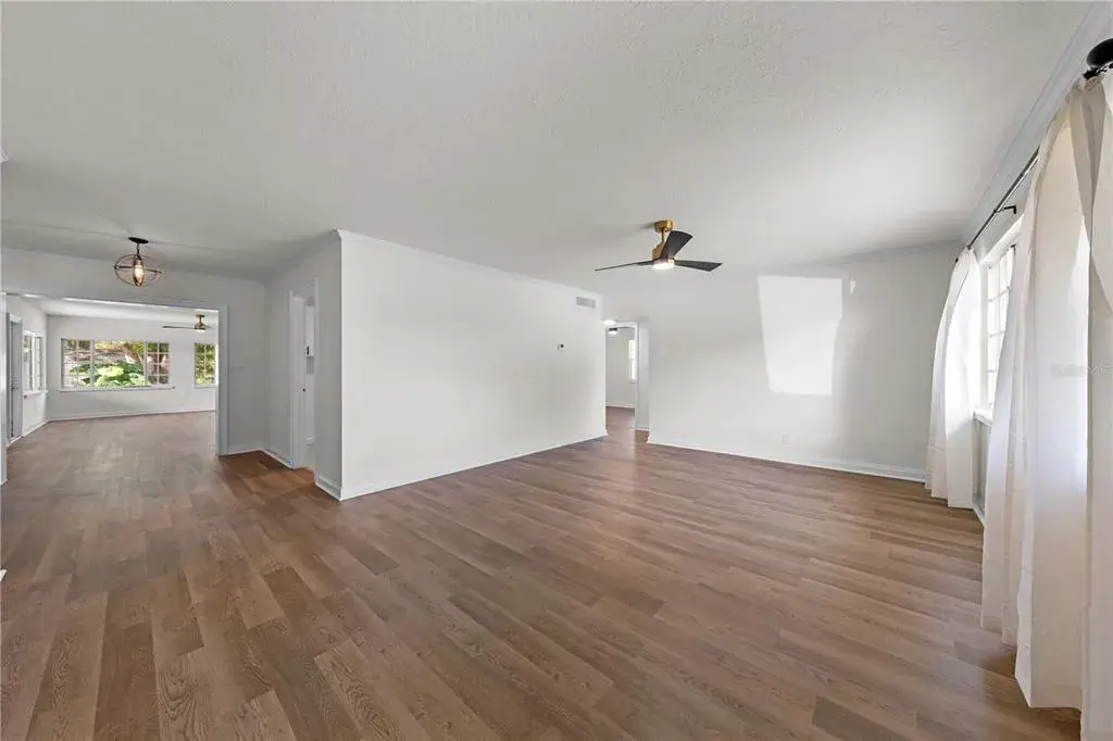 Property for sale at 406 E DRURY AVENUE, KISSIMMEE, FL, 34744