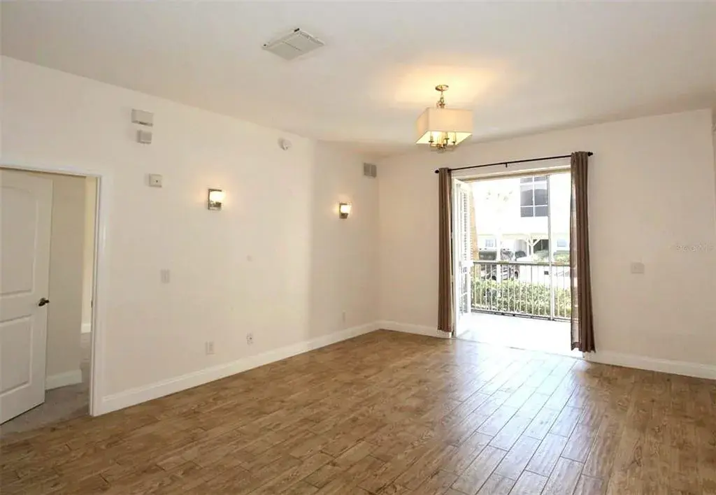 Property for sale at 3001 LAUREL PARK LANE UNIT 105, KISSIMMEE, FL, 34741