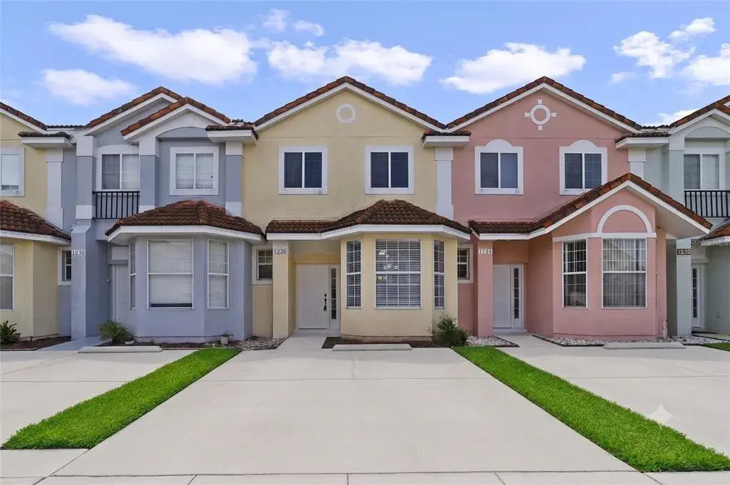 Property for sale at 1236 SOUTH BEACH CIRCLE, KISSIMMEE, FL, 34746