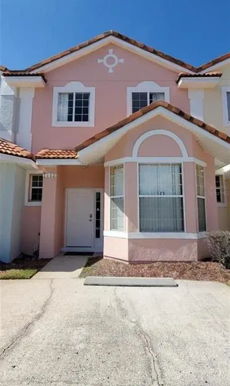 Property for sale at 1112 S BEACH CIRCLE, KISSIMMEE, FL, 34746