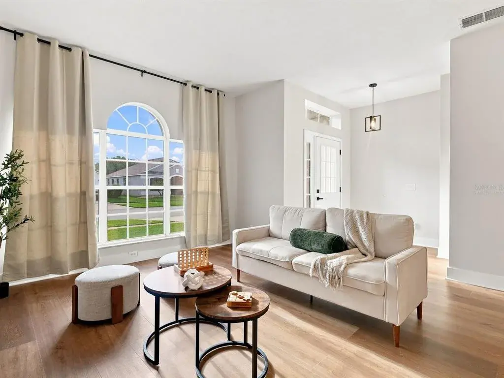 Formal Living Room (Select photos have been virtually staged)