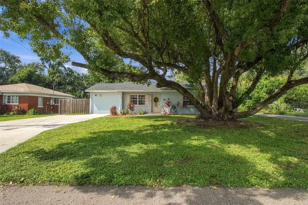 Property for sale at 806 N GOMEZ AVENUE, TAMPA, FL, 33609