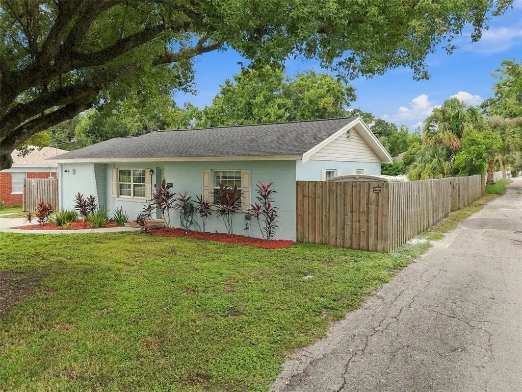 Property for sale at 806 N GOMEZ AVENUE, TAMPA, FL, 33609