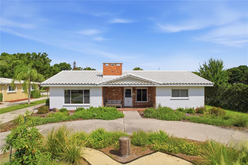424 Lakeshore Boulevard, Kissimmee, FL, 34741