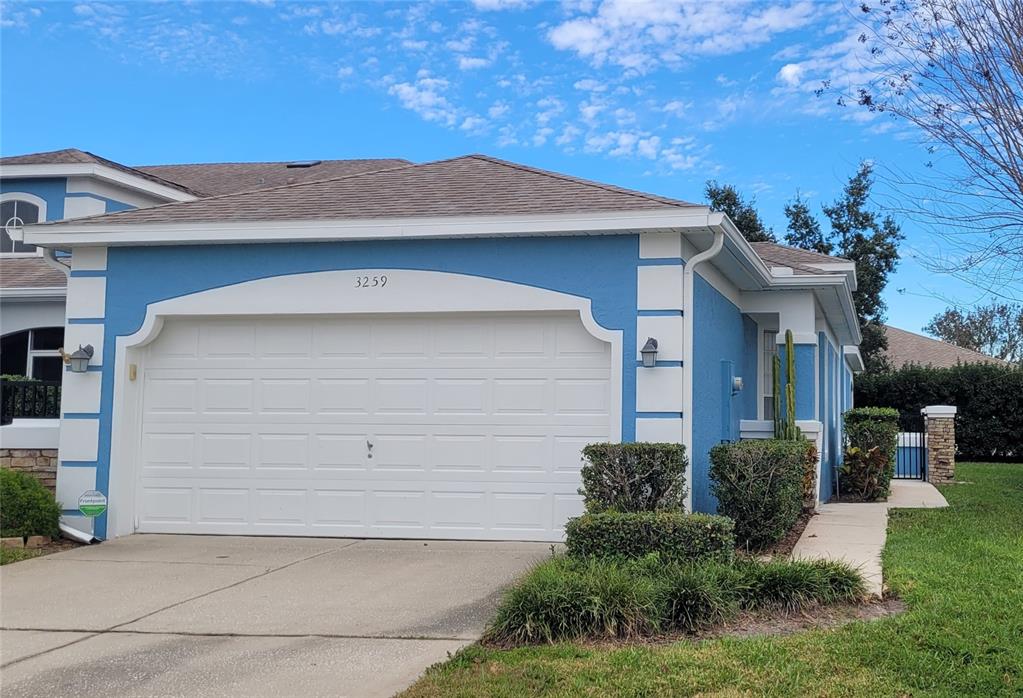 3259 River Branch