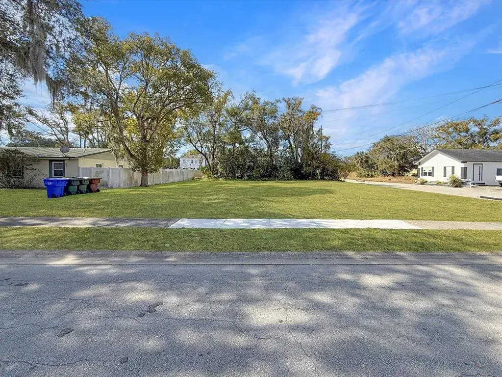 Dillingham Avenue, Kissimmee, FL, 34741