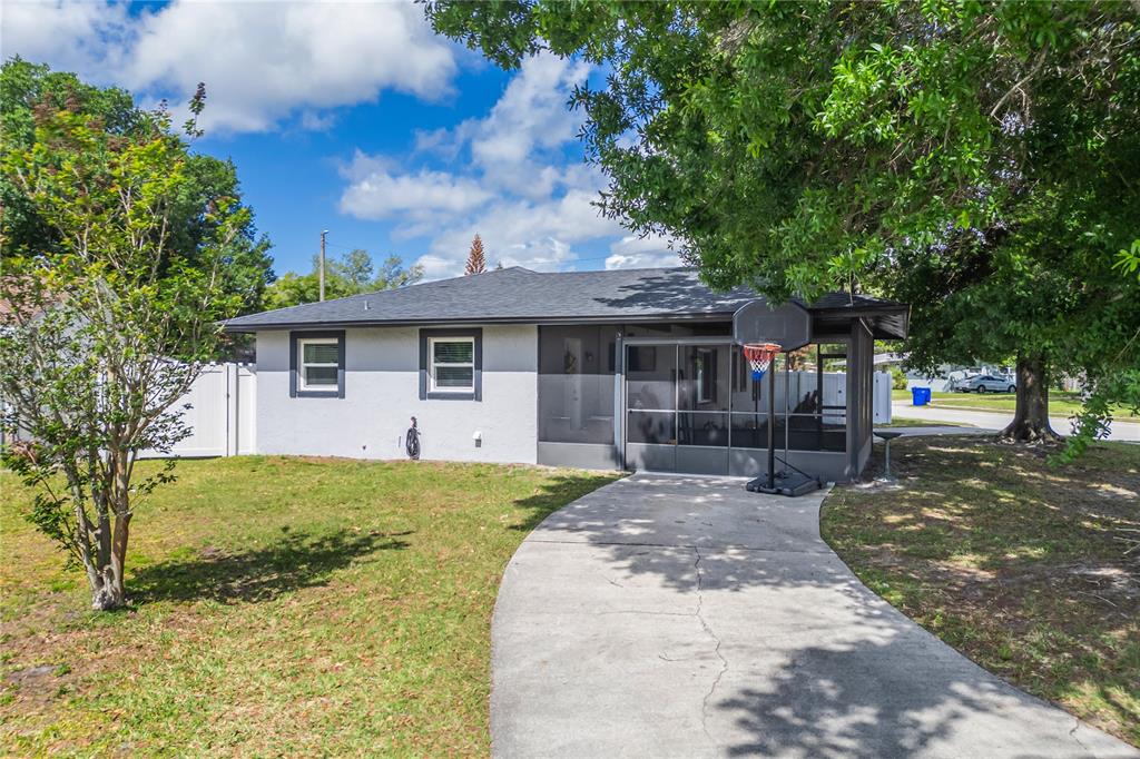 2 S Lavon Avenue, Kissimmee, FL, 34741