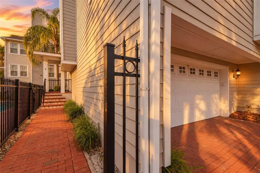 Property for sale at 3315 W DE LEON STREET UNIT 1, TAMPA, FL, 33609