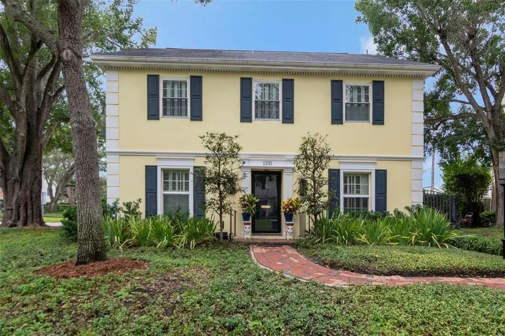 Classic Culbreath Bayou traditional home