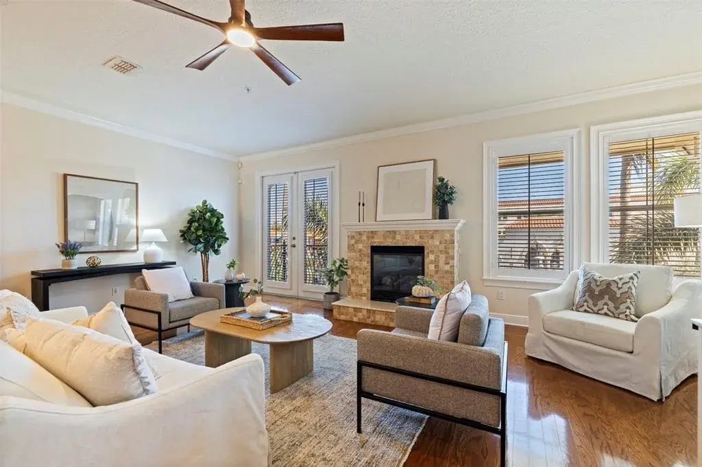 Property for sale at 114 E DAVIS BOULEVARD UNIT 4, TAMPA, FL, 33606