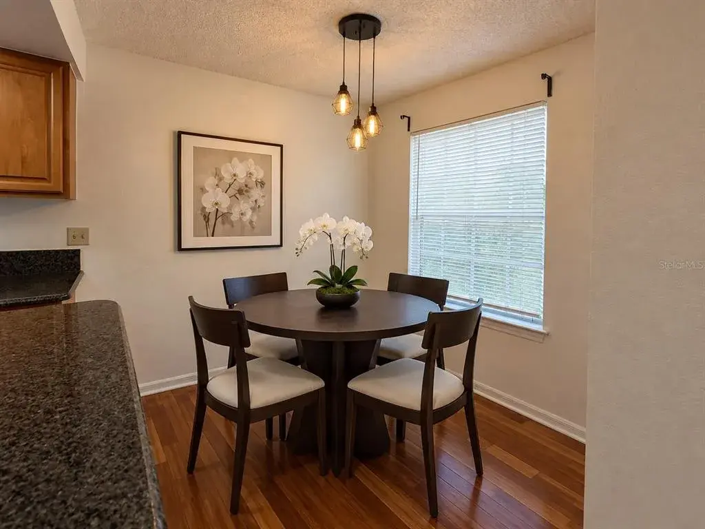 Stage Dinning Room