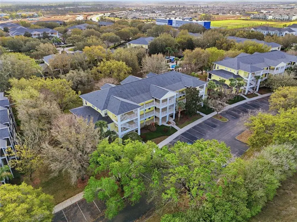 Property for sale at 410 LUCAYA LOOP UNIT 4204, DAVENPORT, FL, 33897
