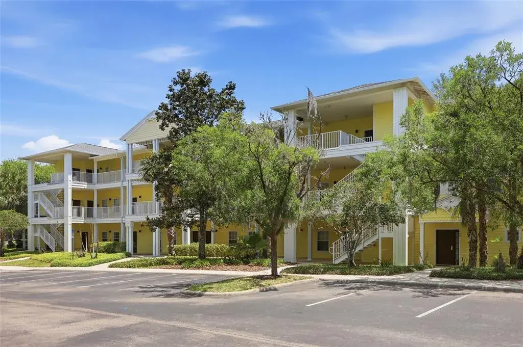 Property for sale at 410 LUCAYA LOOP UNIT 4204, DAVENPORT, FL, 33897