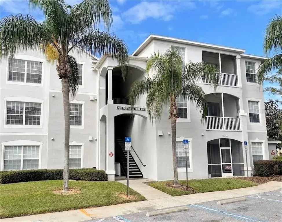 Property for sale at 2302 BUTTERFLY PALM WAY UNIT 301, KISSIMMEE, FL, 34747