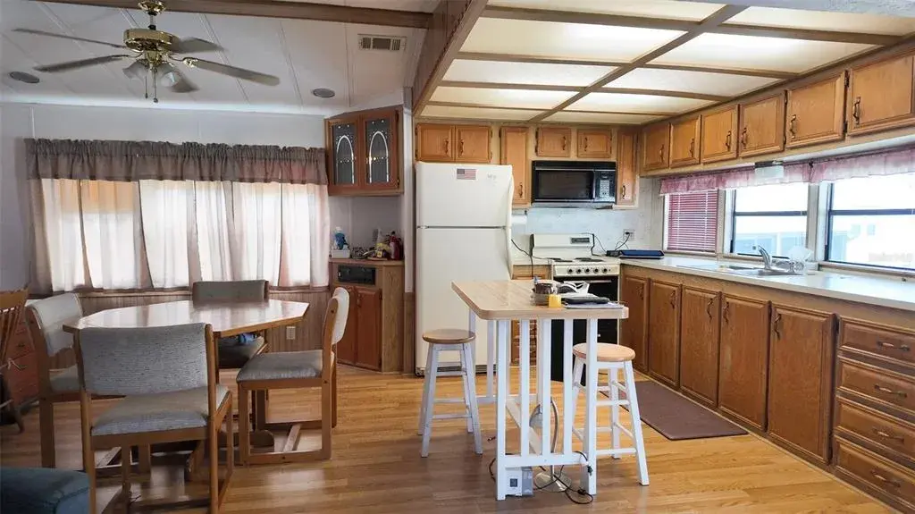 Property for sale at 9000 US HIGHWAY 192 UNIT 372, CLERMONT, FL, 34714