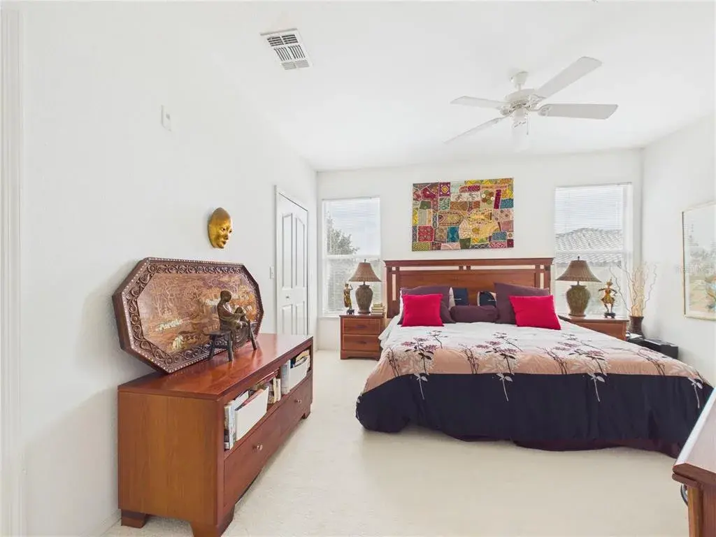primary/ master bedroom