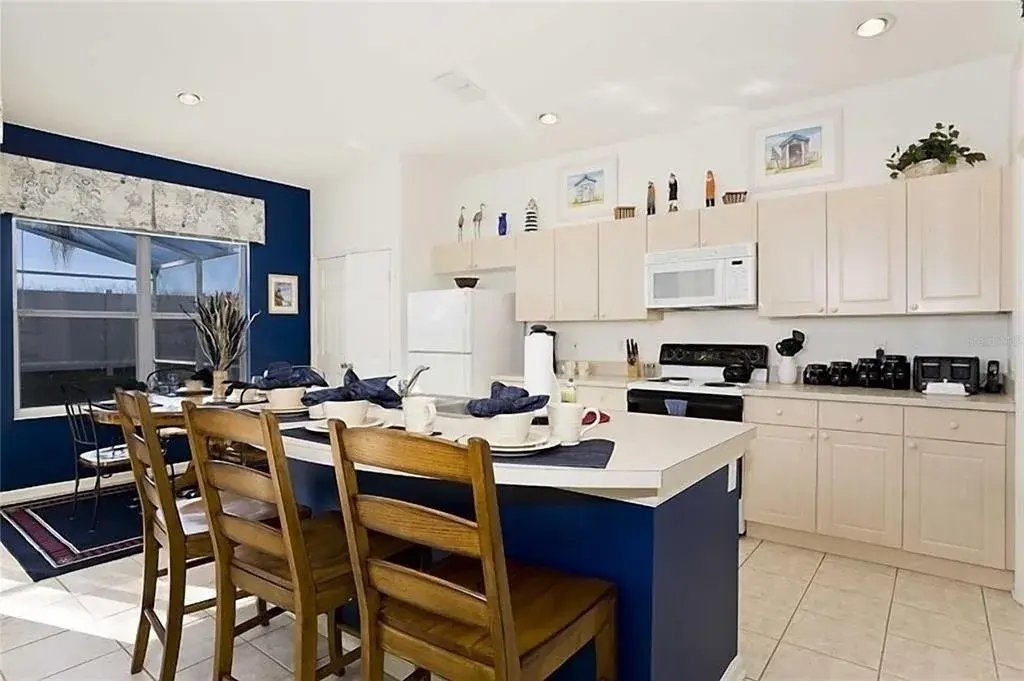 Property for sale at 8010 KING PALM CIRCLE, KISSIMMEE, FL, 34747
