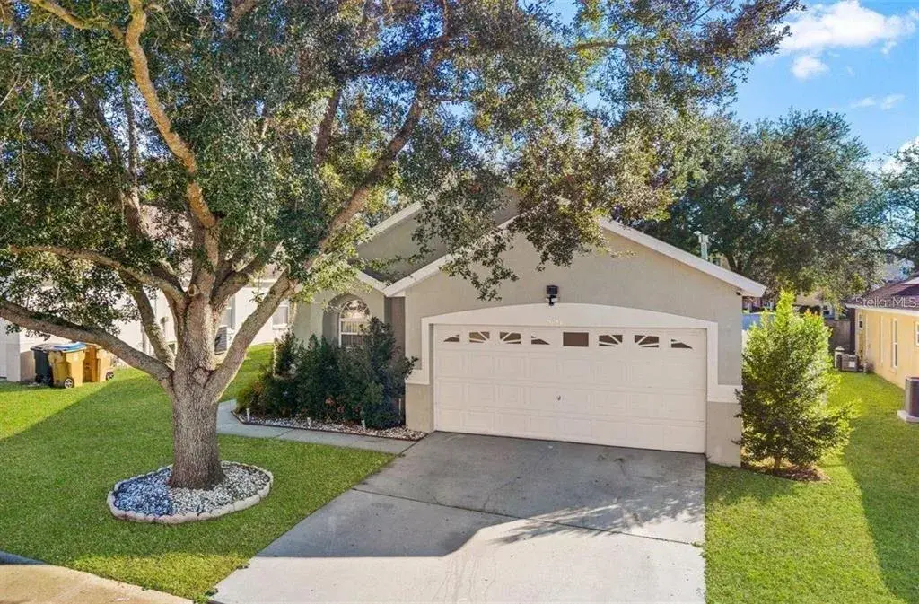 Property for sale at 2627 ONEIDA LOOP, KISSIMMEE, FL, 34747