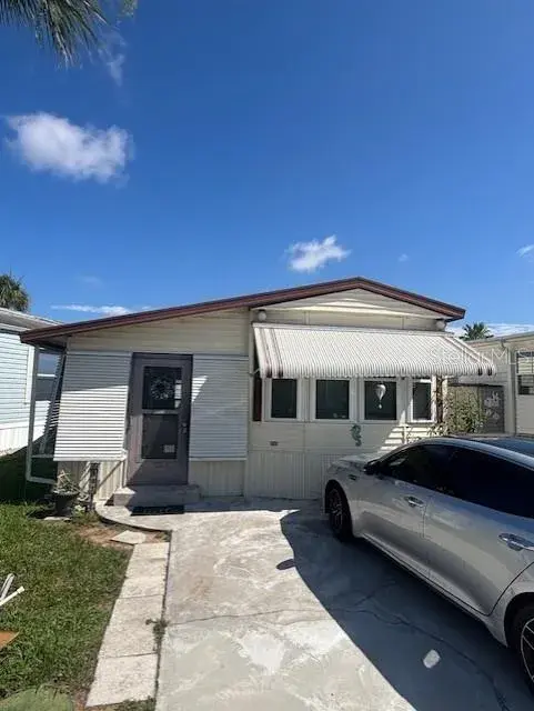 Property for sale at 9000 US HWY 192 UNIT 381, CLERMONT, FL, 34714