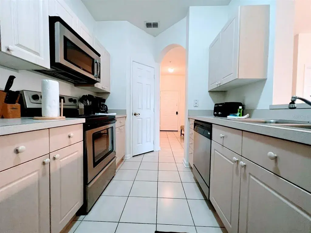 Property for sale at 2302 SILVER PALM DRIVE UNIT 301, KISSIMMEE, FL, 34747