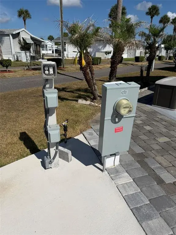 Property for sale at 9000 US HWY 192 UNIT 833, CLERMONT, FL, 34714