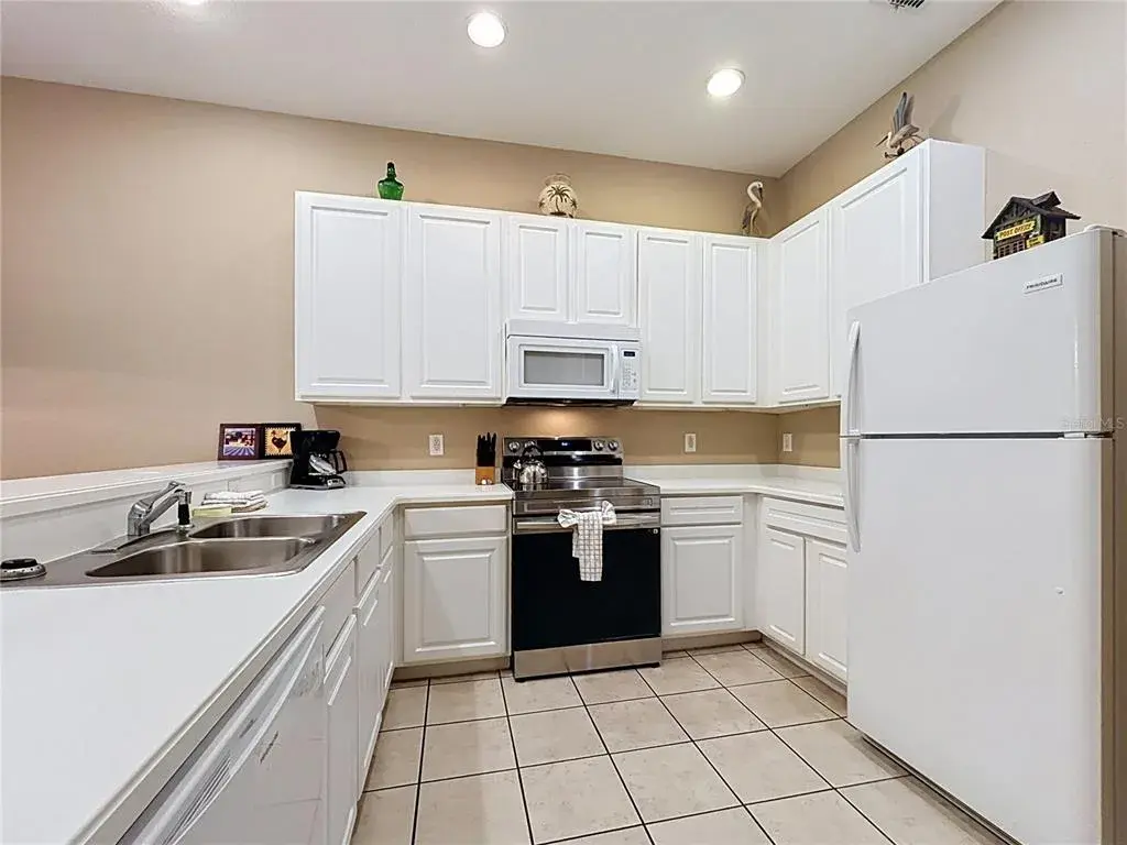Property for sale at 805 LUCAYA LOOP UNIT 8201, DAVENPORT, FL, 33897