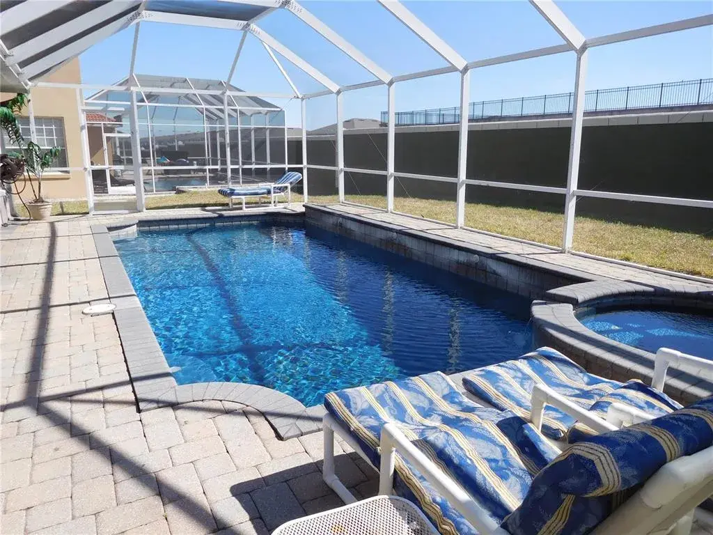 Property for sale at 422 VISTA DRIVE, DAVENPORT, FL, 33897