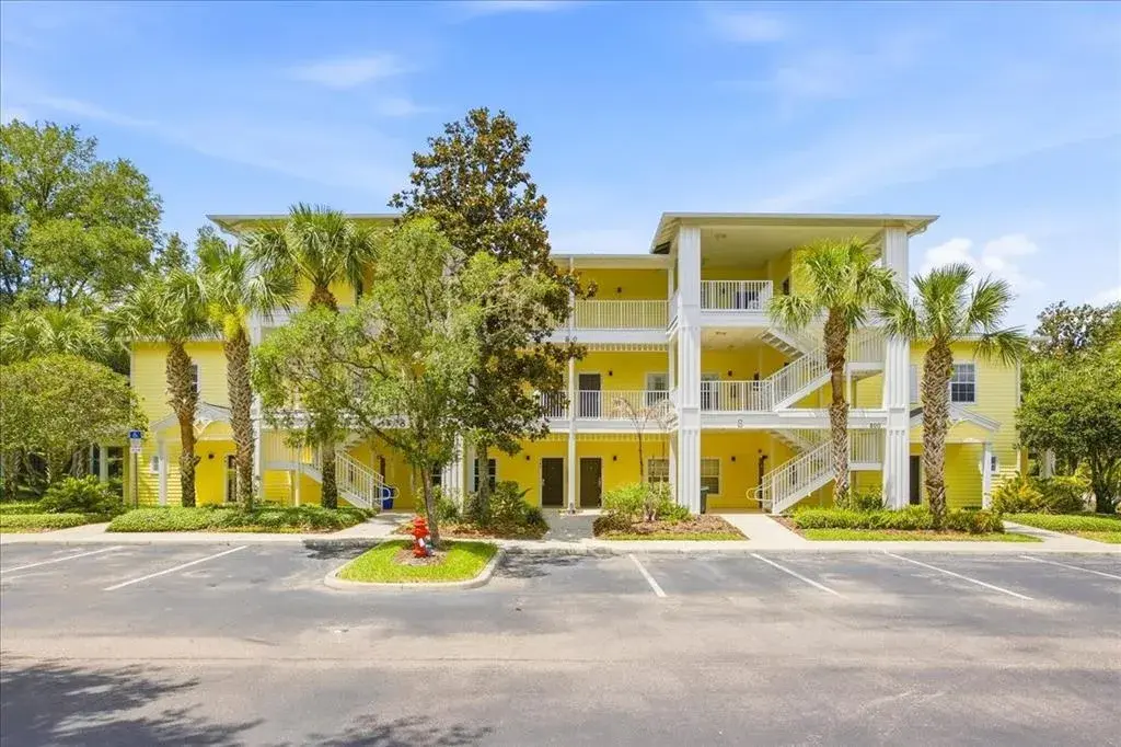 Property for sale at 808 LUCAYA LOOP, DAVENPORT, FL, 33897