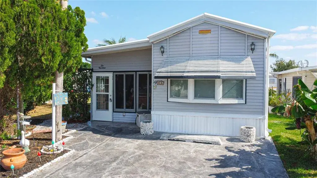 Property for sale at 9000 US HWY 192 UNIT 214, CLERMONT, FL, 34714