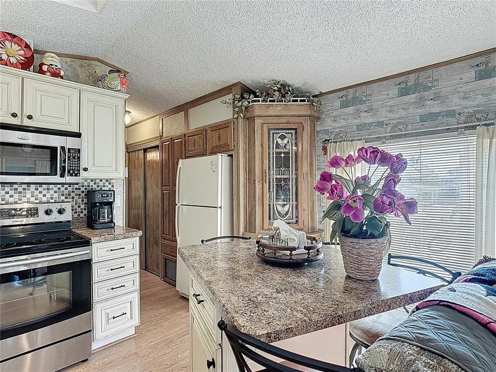 Property for sale at 9000 US HWY 192 UNIT 214, CLERMONT, FL, 34714