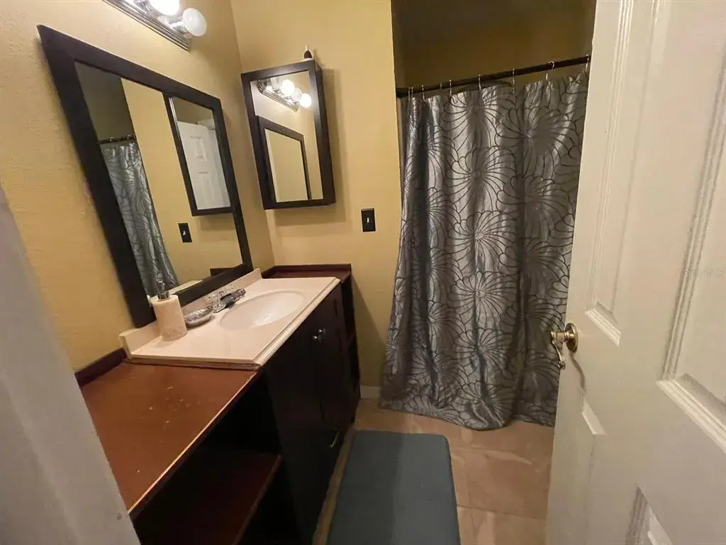 Property for sale at 2456 SWEETWATER CLUB CIRCLE UNIT 20, KISSIMMEE, FL, 34746