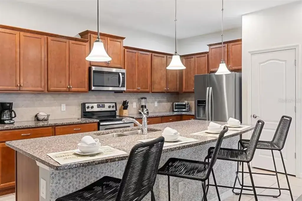 Property for sale at 2402 DUBAI STREET, KISSIMMEE, FL, 34747