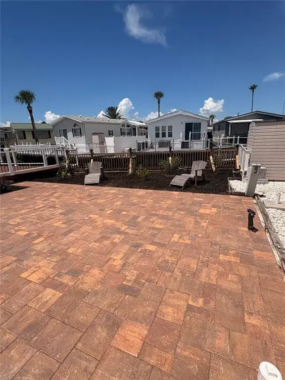 Property for sale at 9000 US HIGHWAY 192 UNIT 327, CLERMONT, FL, 34714