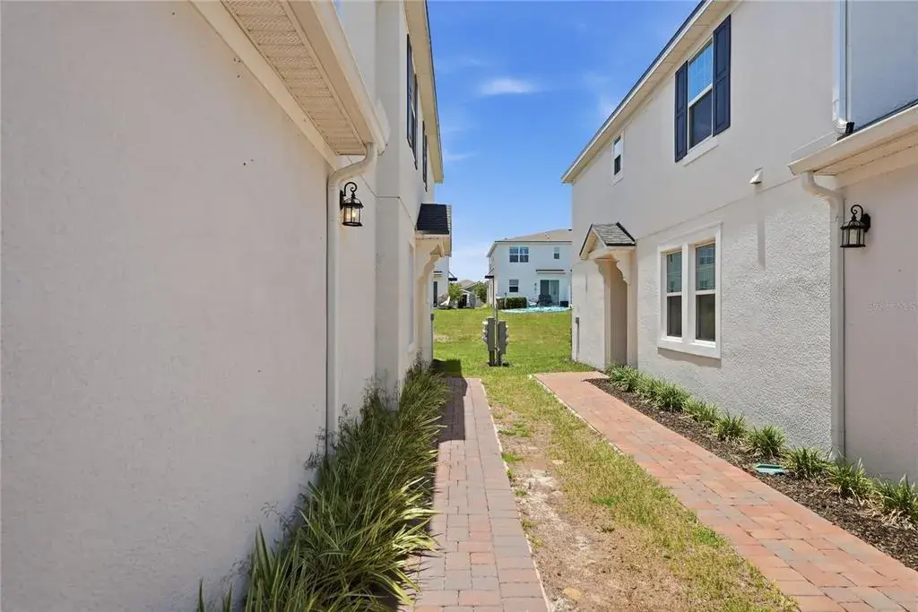 Property for sale at 1122 SEASIDE MIST TRAIL, KISSIMMEE, FL, 34747