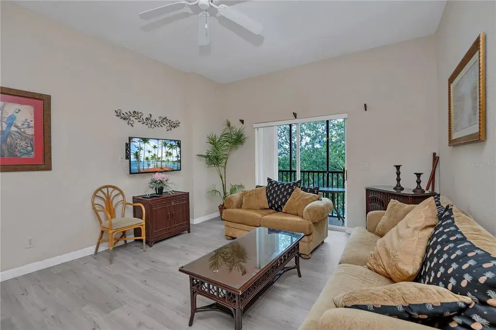 Property for sale at 514 LUCAYA LOOP UNIT 514, DAVENPORT, FL, 33897