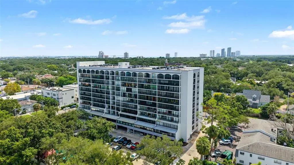 Property for sale at 3211 W SWANN AVENUE UNIT 203, TAMPA, FL, 33609