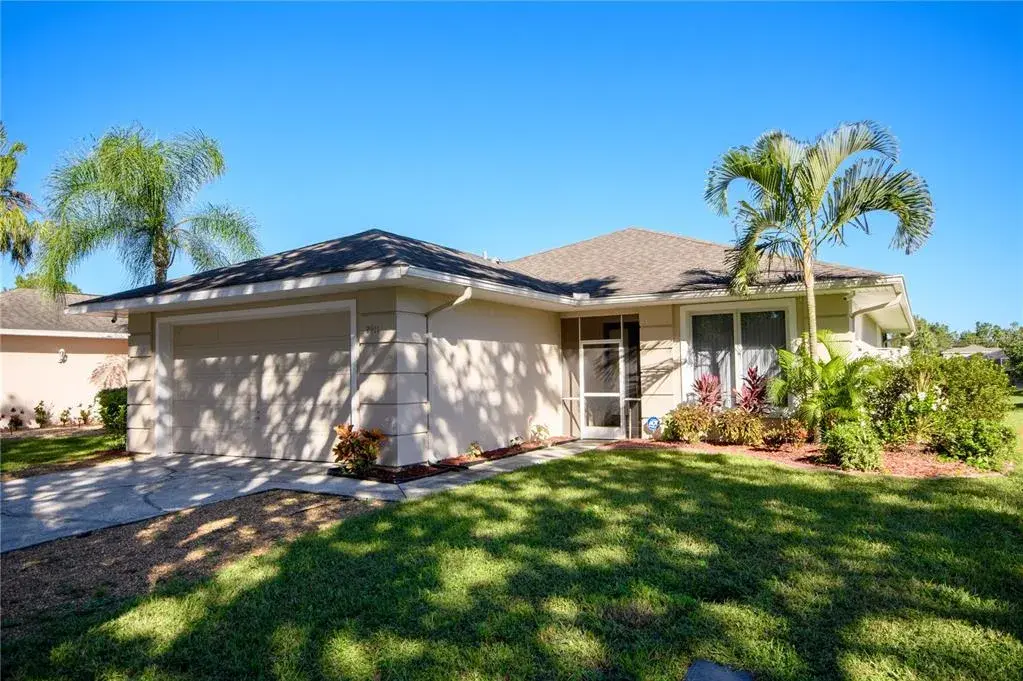 Welcome to 2911 Sunset Vista Ct in Kissimmee!