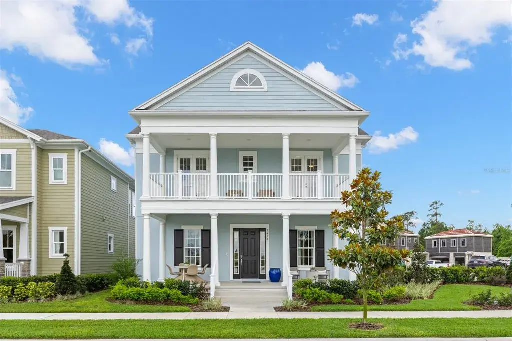 Island Village - Marathon Floorplan - Colonial Elevation - Model Home and Sales Gallery