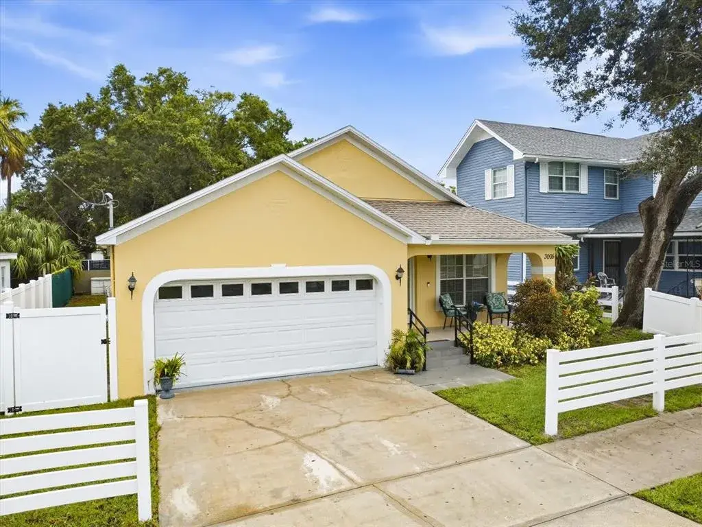 Property for sale at 3005 W CHESTNUT STREET, TAMPA, FL, 33607