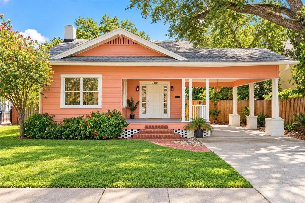 Property for sale at 2410 W JETTON AVENUE, TAMPA, FL, 33629