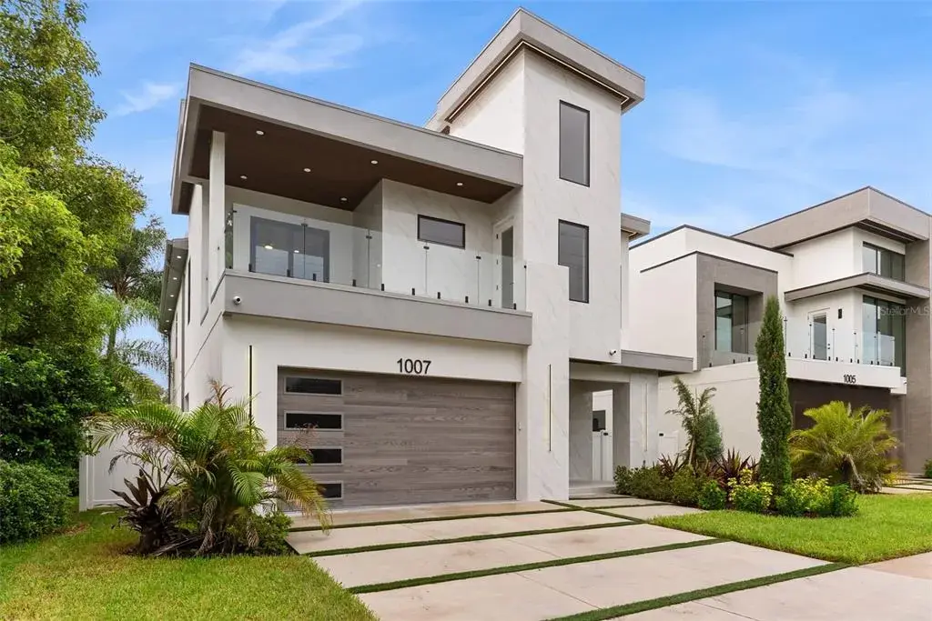 Property for sale at 1007 W BRADDOCK STREET, TAMPA, FL, 33603