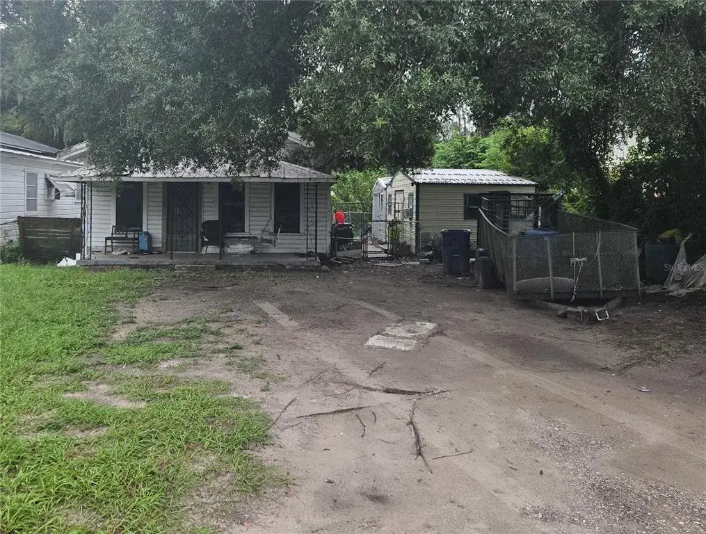 Property for sale at 4405 E HENRY AVENUE, TAMPA, FL, 33610